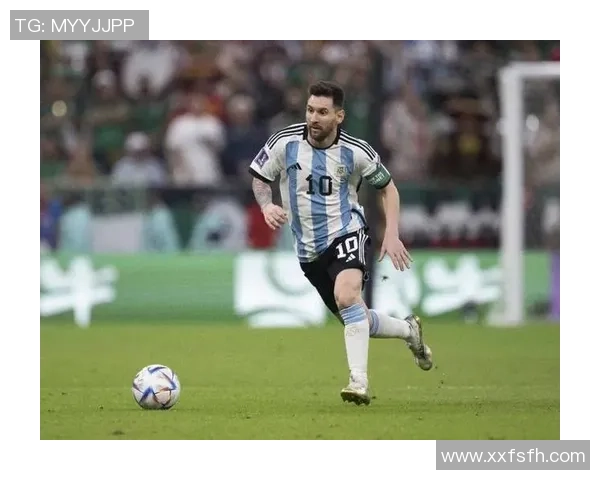 致敬足球传奇巨星 铭刻永恒辉煌足迹 传承无尽荣耀 致敬足球传奇巨星 铭刻永恒辉煌足迹 传承无尽荣耀